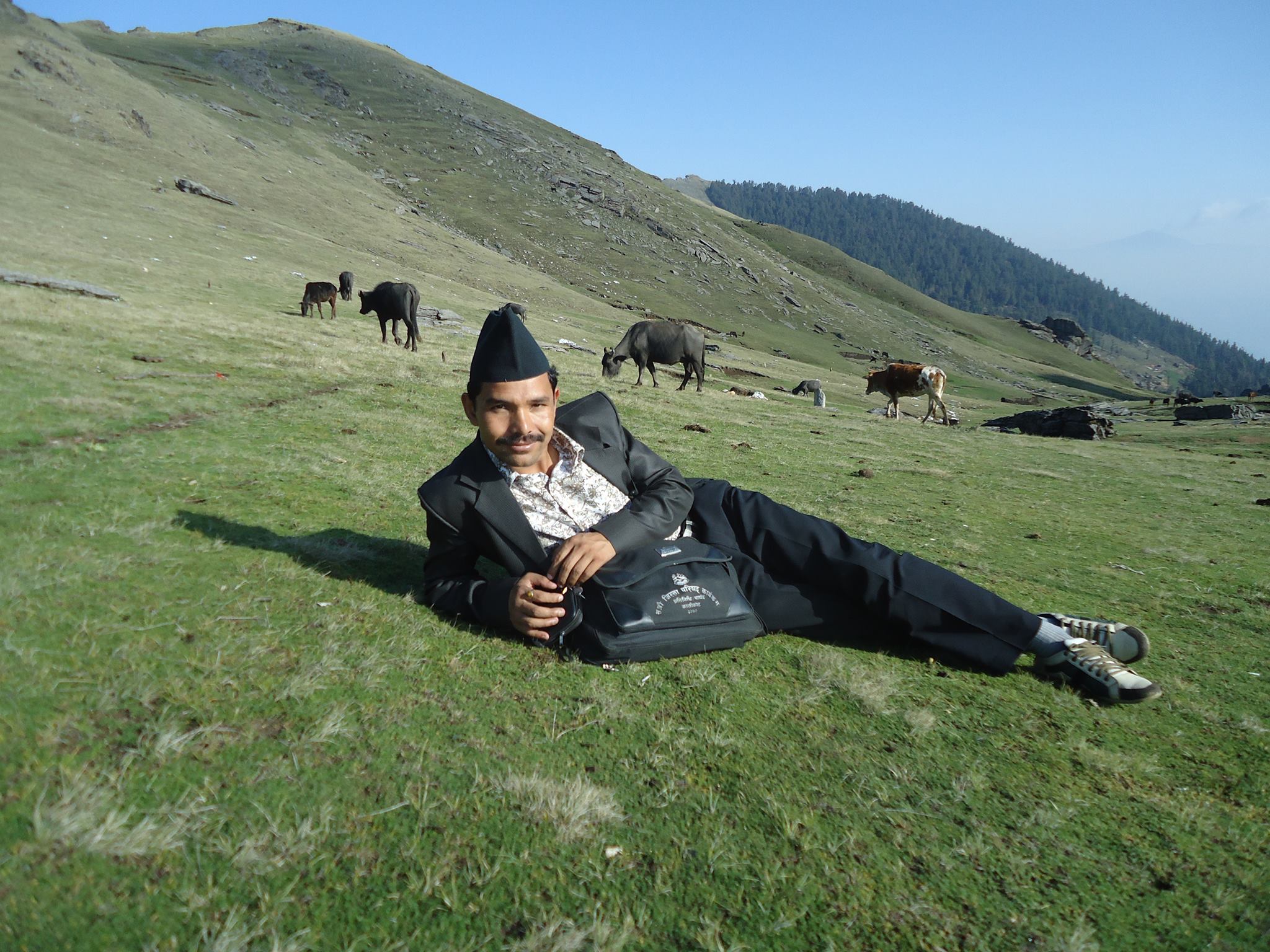 नकु गाउँ पहिरो – देउडा गित ः चित्रसिंह गाउँले