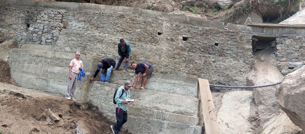 प्रसमखाेला सिँचाइ कुलो मर्मतकाे काम उत्कृष्ट बन्यो
